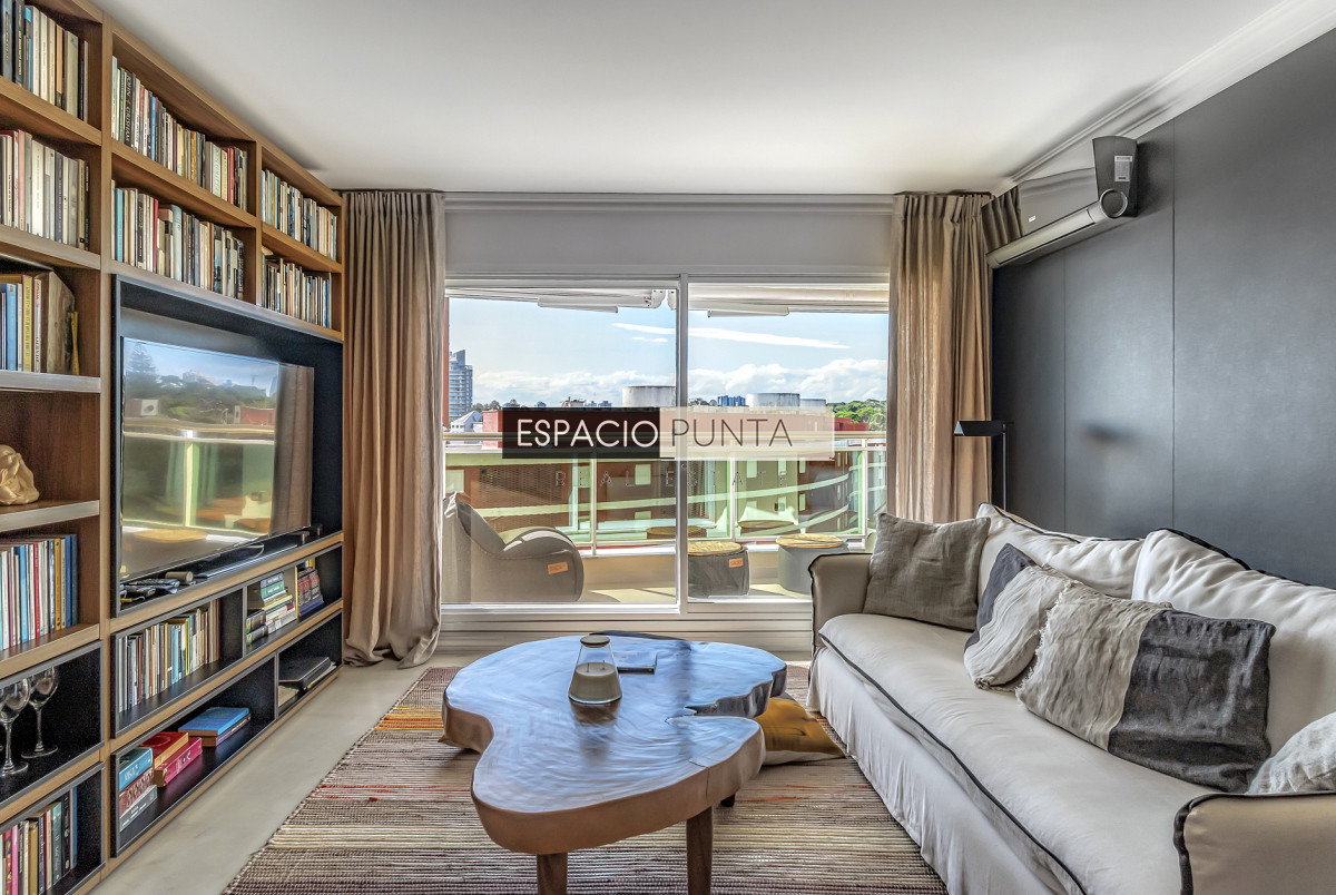 Apartamento ID.1715 - En venta apartamento 3 dormitorios con vista al mar