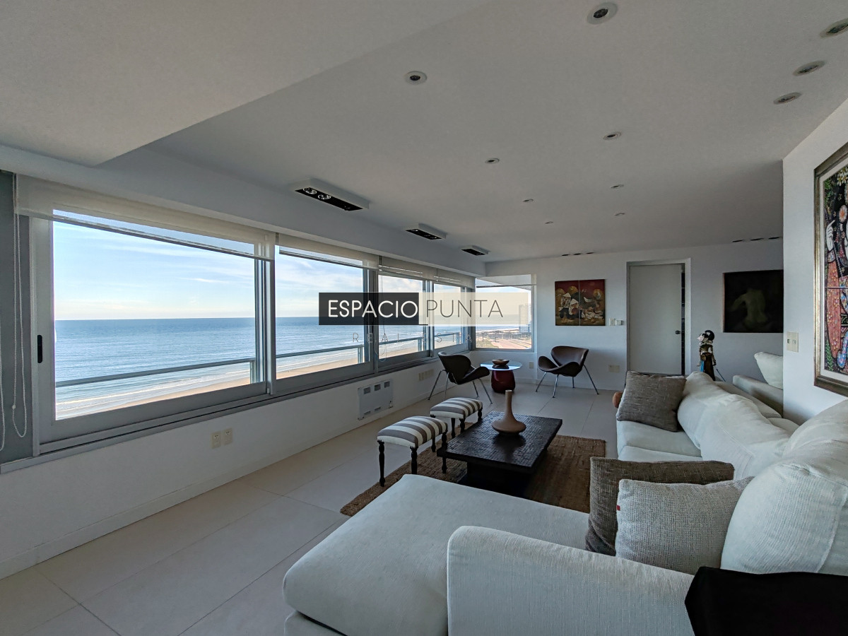 Apartamento ID.2518 - Espectacular Apartamento en Primera Línea Brava