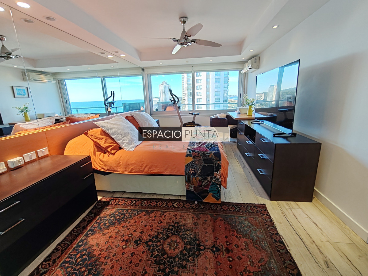 Apartamento ID.2518 - Espectacular Apartamento en Primera Línea Brava