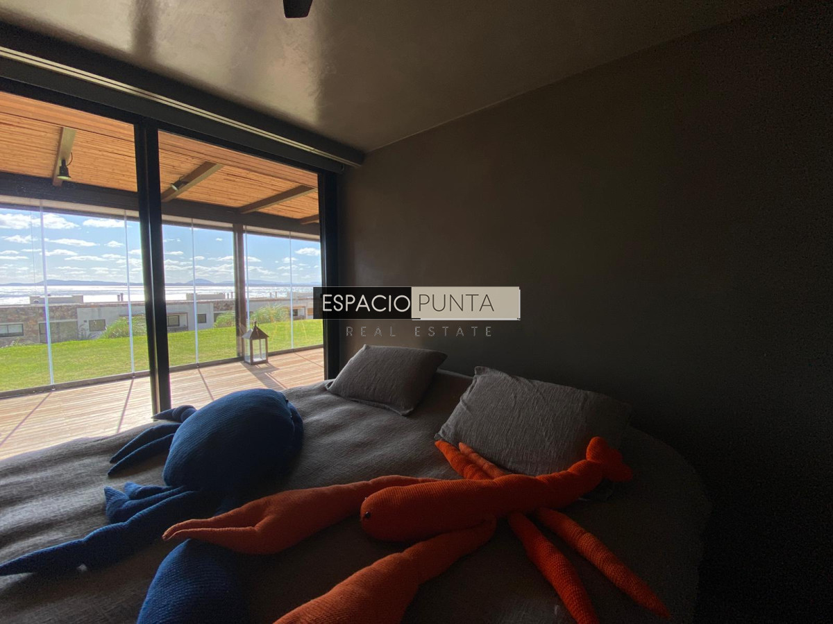 Apartamento ID.1405 - Excelente apartamento con vistas privilegiadas de punta