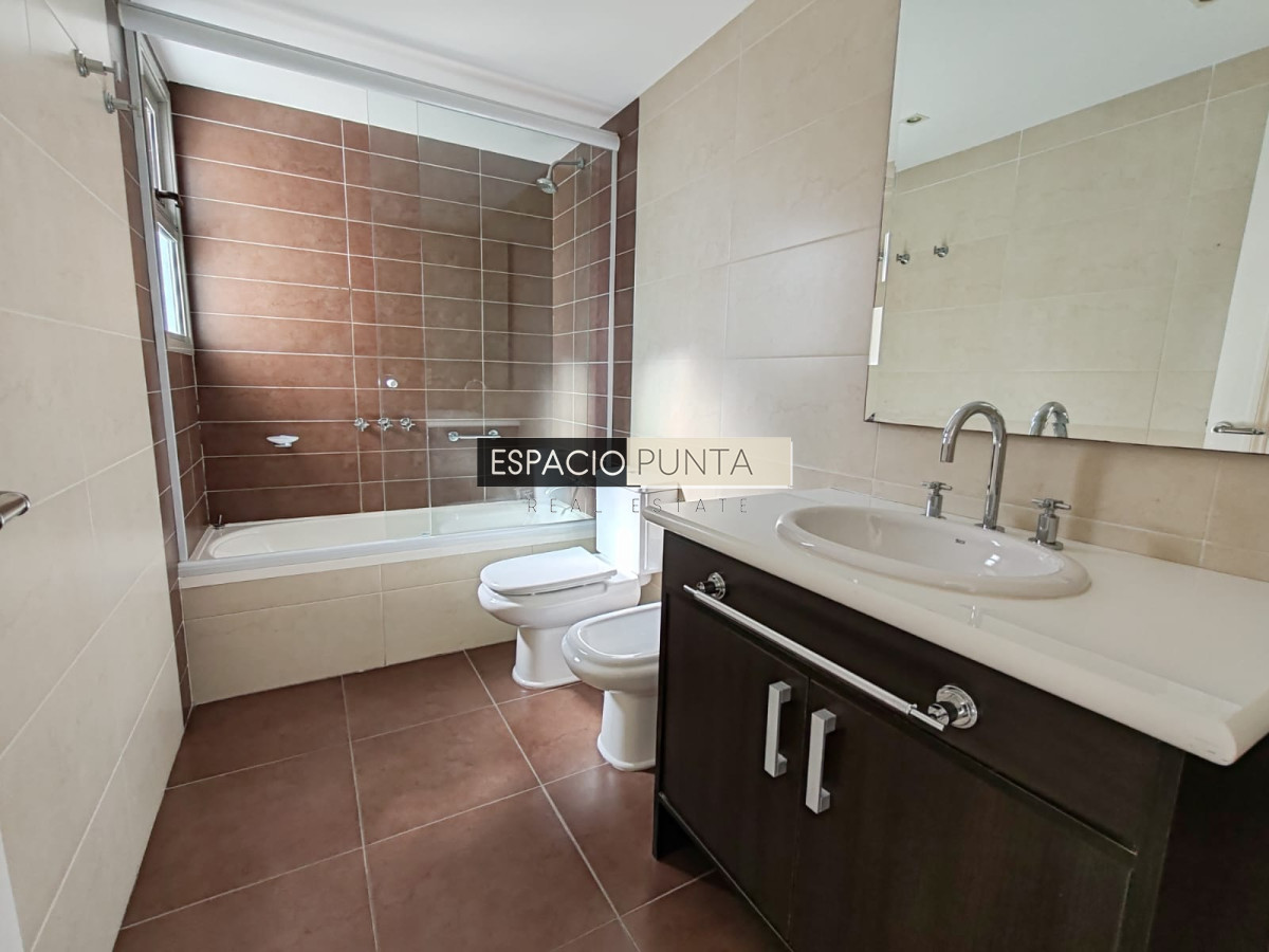 Apartamento ID.2845 - Apartamento en Maldonado, 