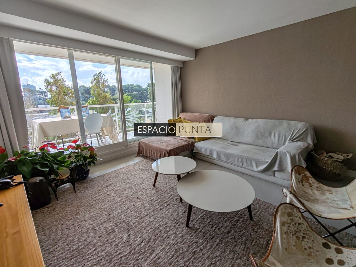 Apartamento ID.2025 - En venta apto 3 dormitorios en torre de categoría