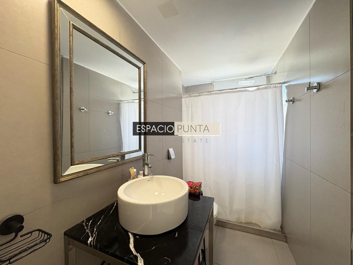 Apartamento ID.2025 - En venta apto 3 dormitorios en torre de categoría