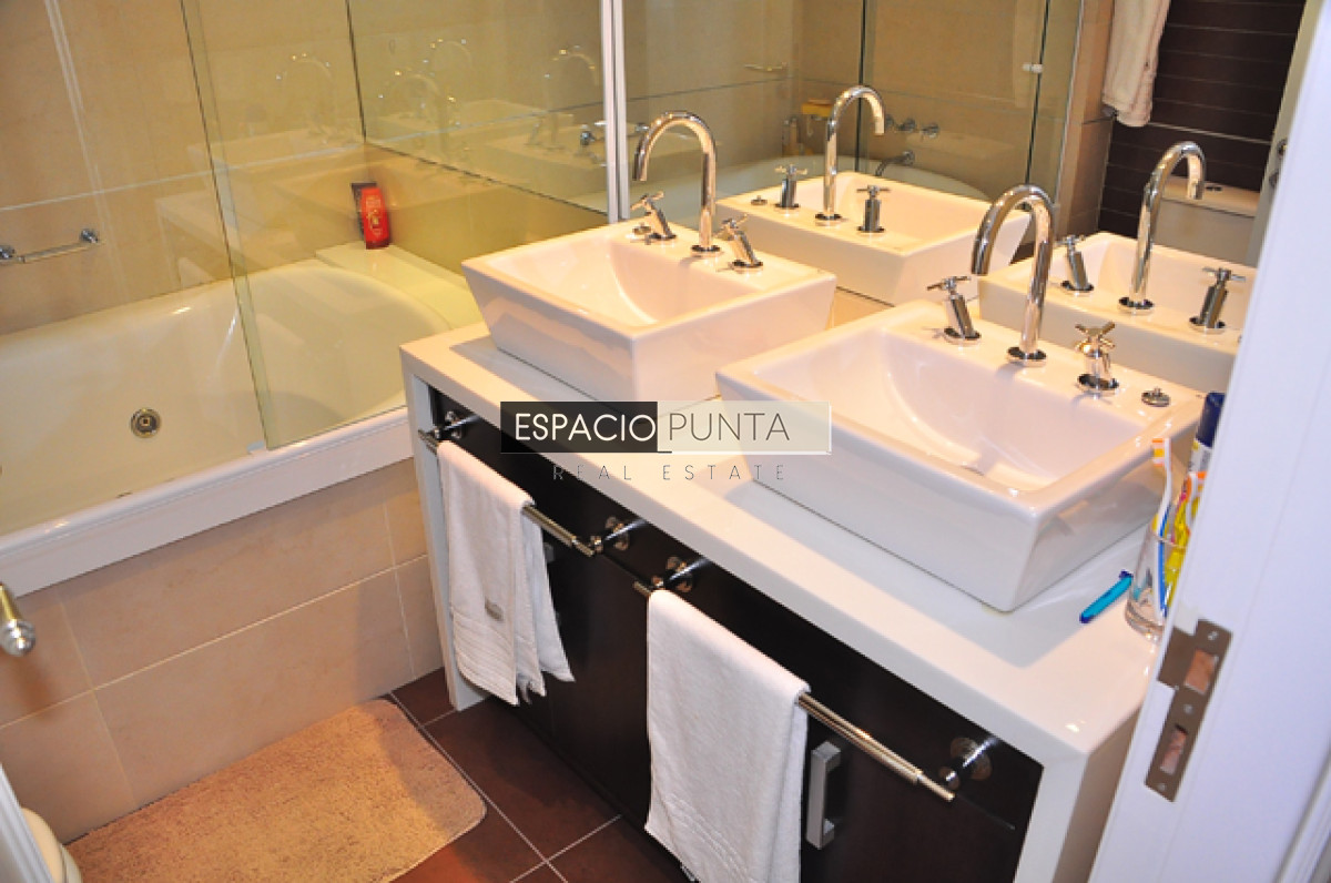 Apartamento ID.298 - Departamento en Venta Imperiale Playa Brava Punta del Este