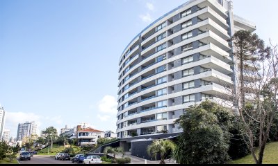 Venta apartamento de tres dormitorios