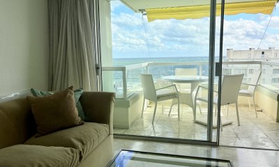 APARTAMENTO EN VENTA TRES DORMITORIOS