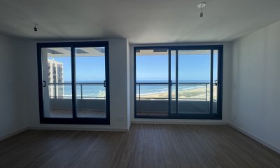 Apartamento en venta 2 dormitorios con vista parcial al mar!