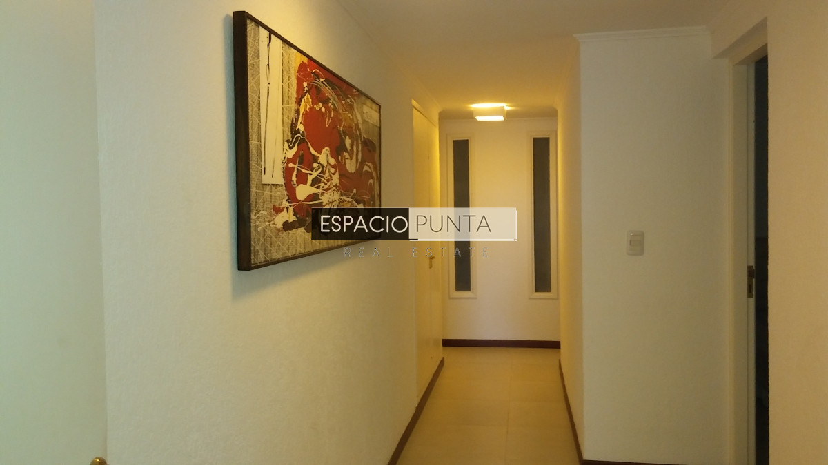 Casa ID.297 - Casa en Venta a  pasos del Mar Punta del este