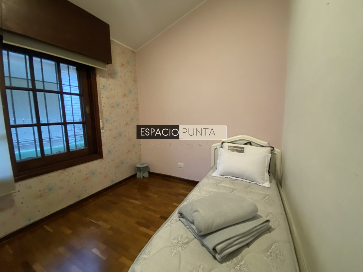 Casa ID.275 - Vendo Casa en Playa Mansa