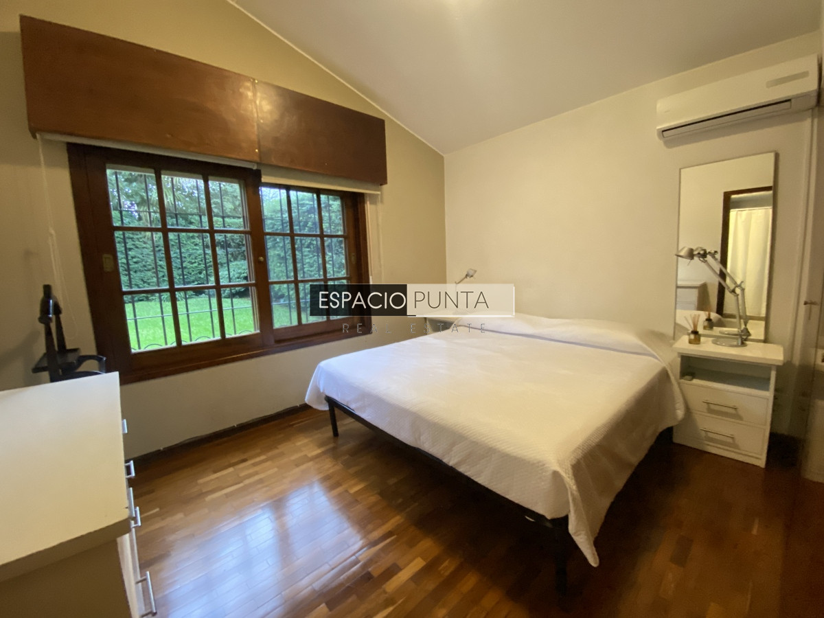 Casa ID.275 - Vendo Casa en Playa Mansa