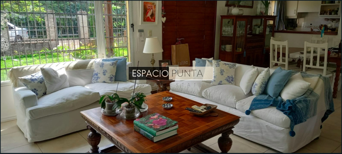 Casa ID.2033 - CASA 4 DORMITORIOS A 2 CUADRAS DE LA PLAYA