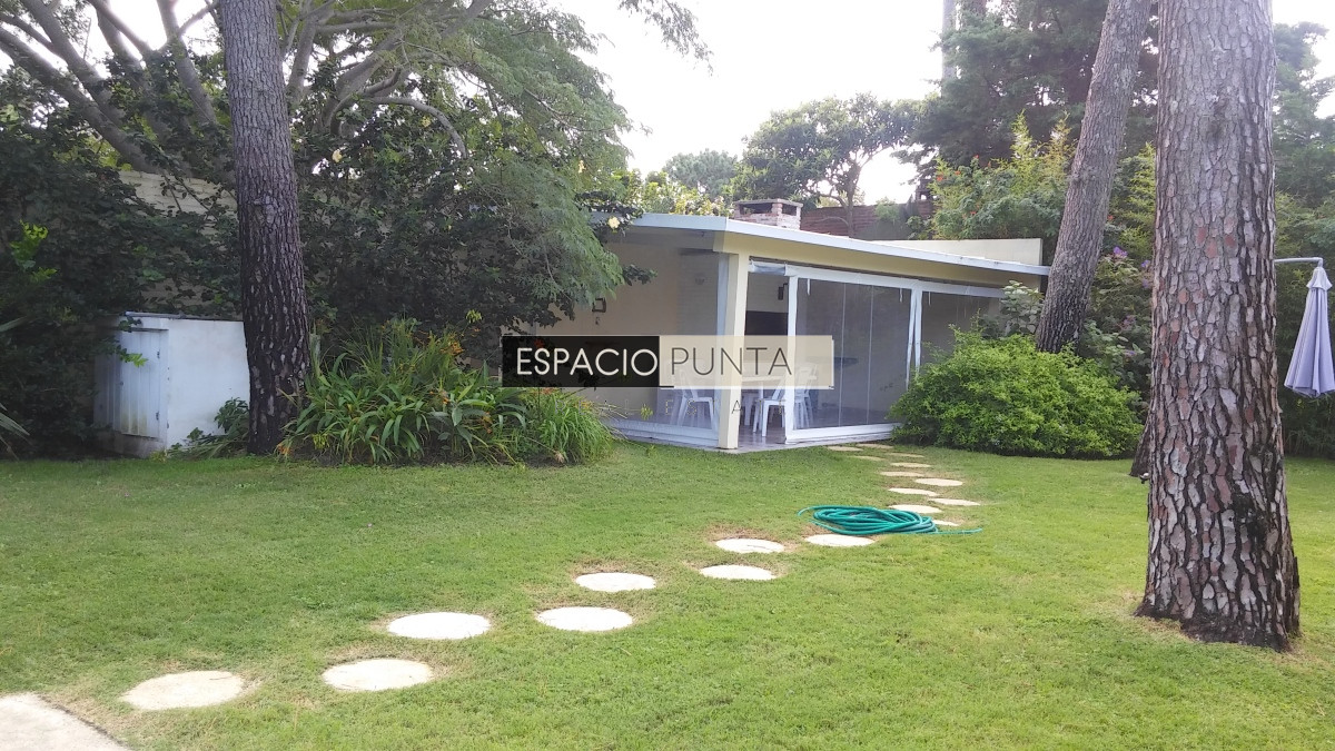 Casa ID.297 - Casa en Venta a  pasos del Mar Punta del este