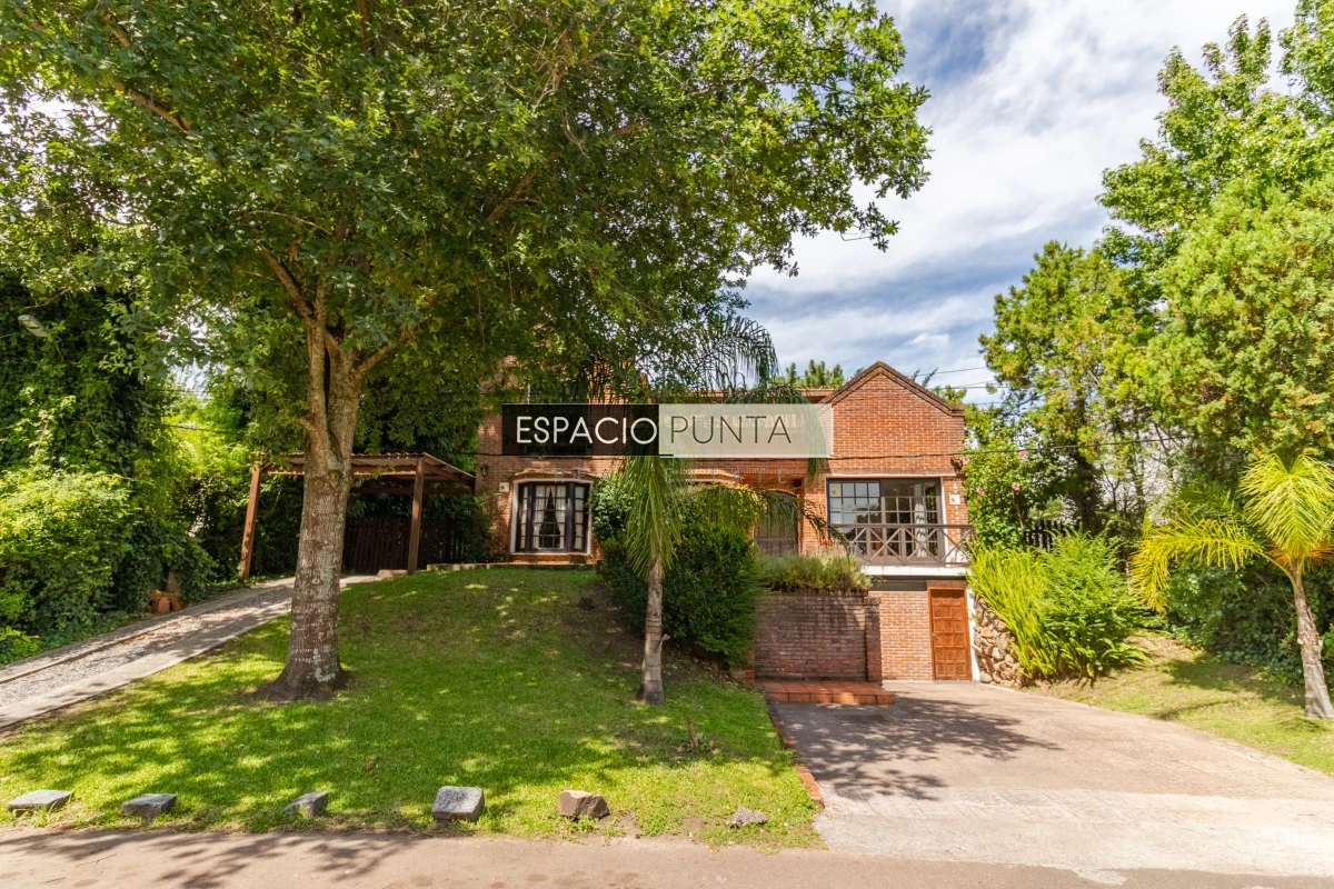 Casa ID.77 - Casa en venta Punta del Este Lugano