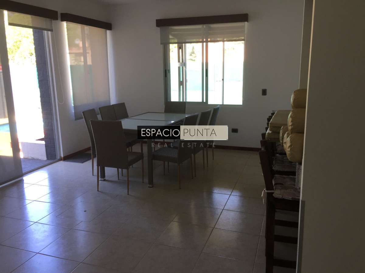 Casa ID.4735 - Hermosa Casa en Pinares