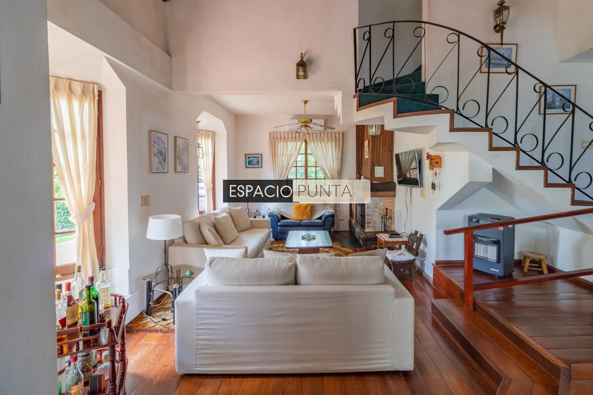 Casa ID.77 - Casa en venta Punta del Este Lugano