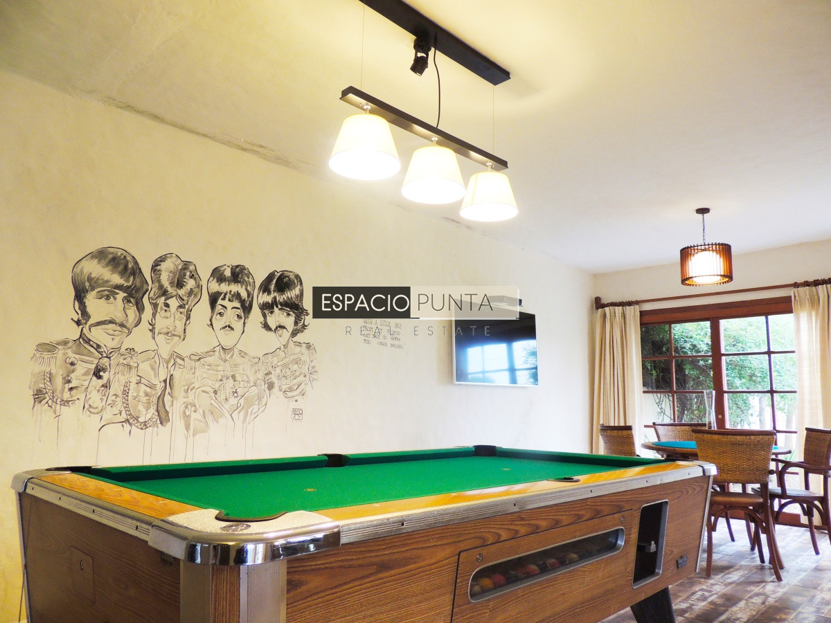 Casa ID.295 - Vendo Excelente Casa en Playa Mansa Punta del Este