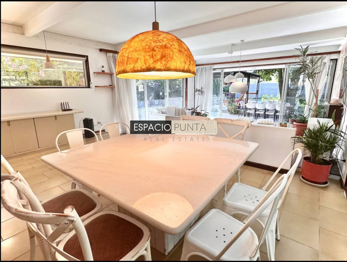Casa ID.5098 - Amplia casa en Lugano en alquiler temporal