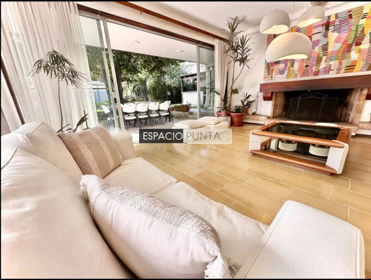 Casa ID.5098 - Amplia casa en Lugano en alquiler temporal