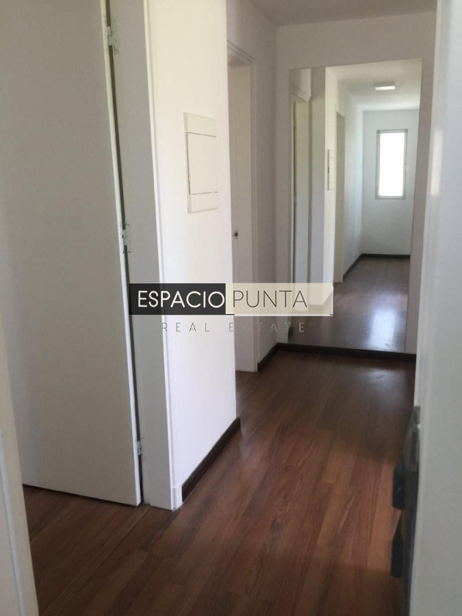Casa ID.4735 - Hermosa Casa en Pinares