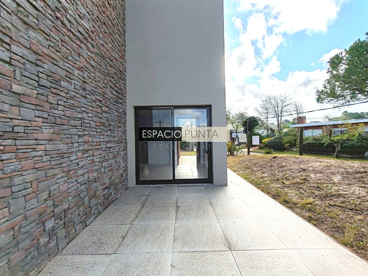 Casa ID.1218 - Casa a estrenar de 2 dormitorios y medio en Pinares
