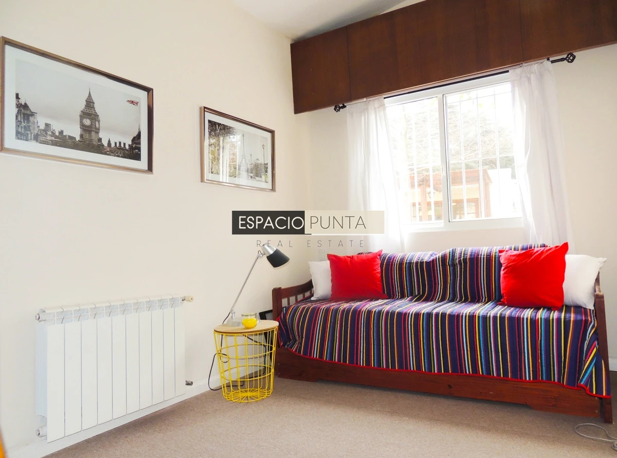 Casa ID.295 - Vendo Excelente Casa en Playa Mansa Punta del Este