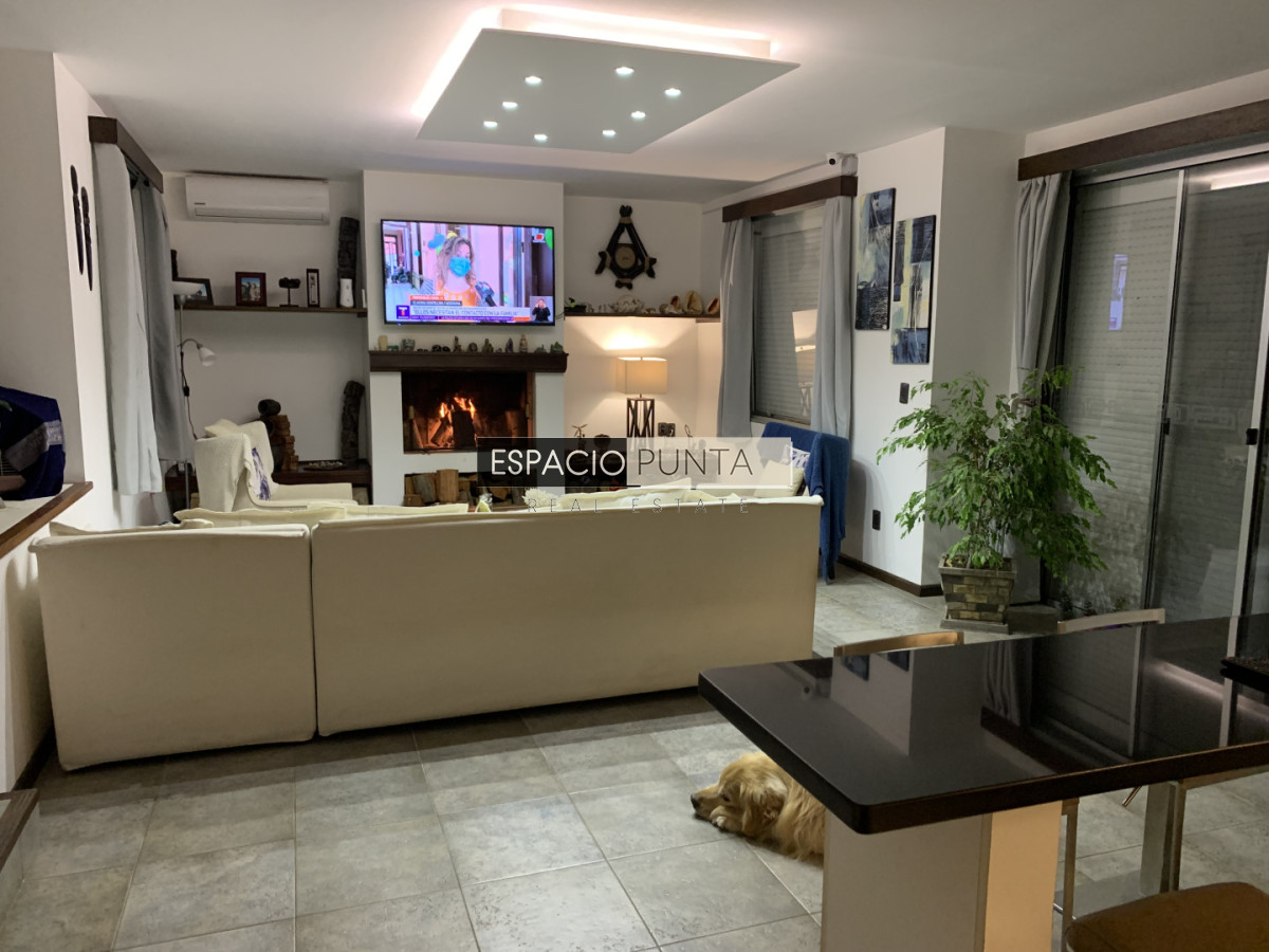 Casa ID.4735 - Hermosa Casa en Pinares