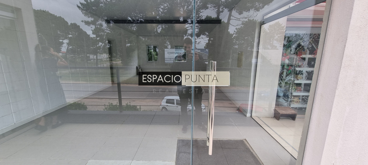 Local Comercial ID.1696 - Local comercial en centro comercial lausana