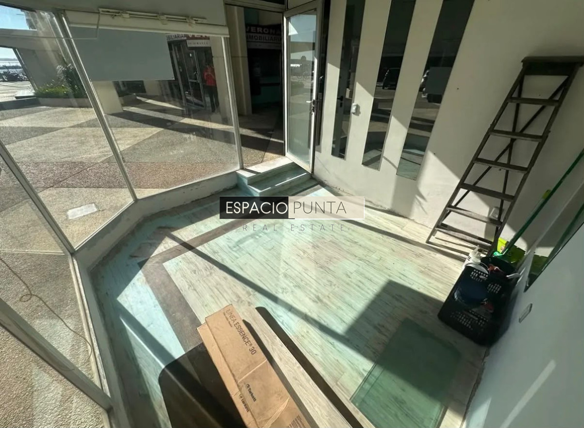 Local Comercial ID.5106 - Local comerial a la venta en Península