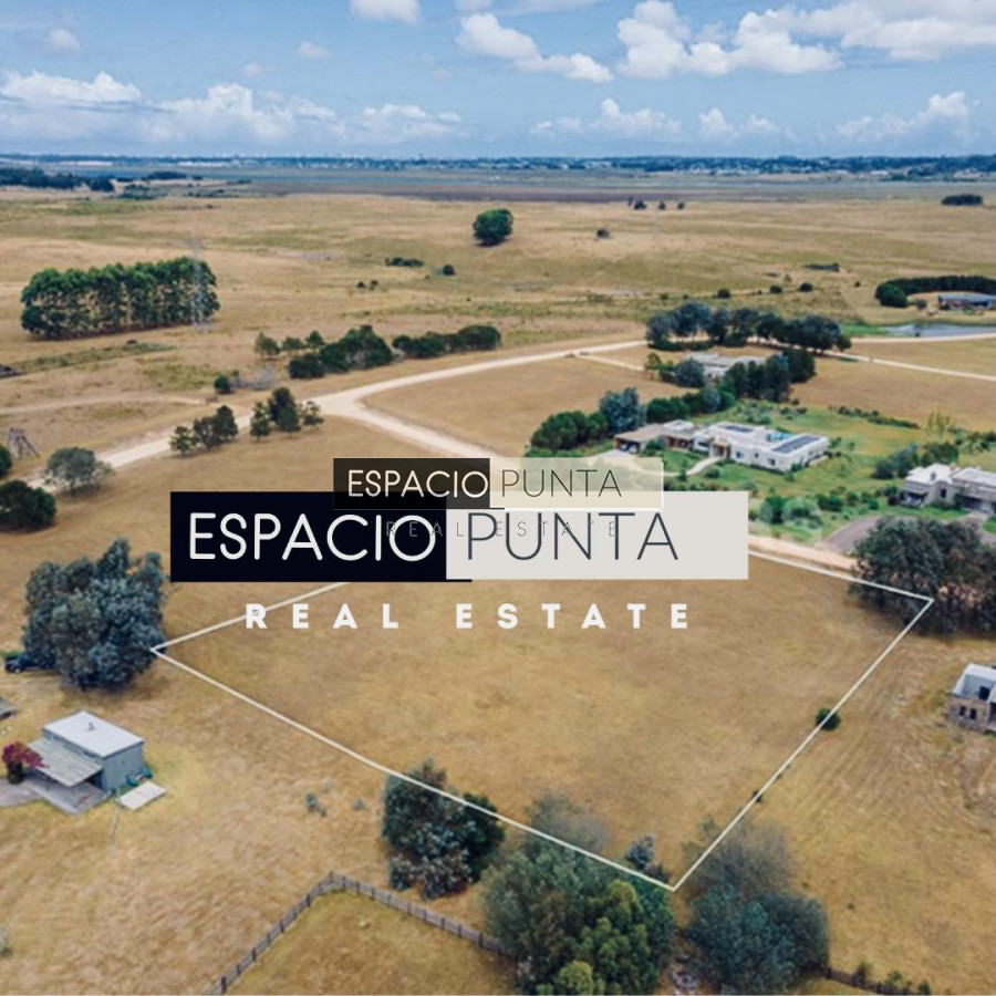 Terreno ID.116 - Vendo Lote en Barrio Privado el Quijote Punta del Este