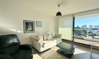 Apartamento en Venta de Dos Dormitorios Playa Brava