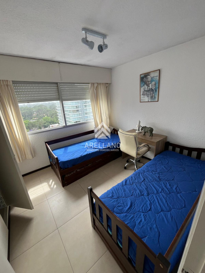 Apartamento ID.5838 - Venta Apartamento 3 dormitorios Roosevelt.