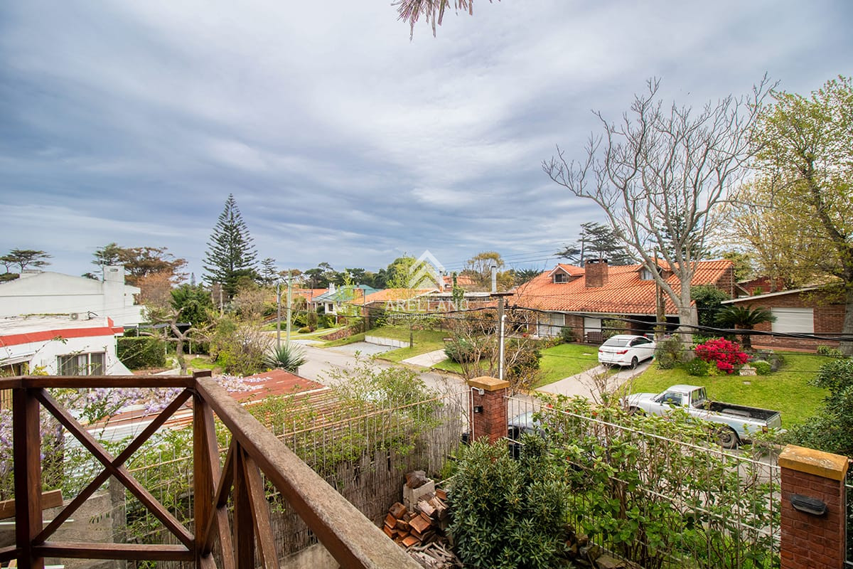 Casa ID.5400 - Venta casa en oportunidad a pasos de playa mansa.