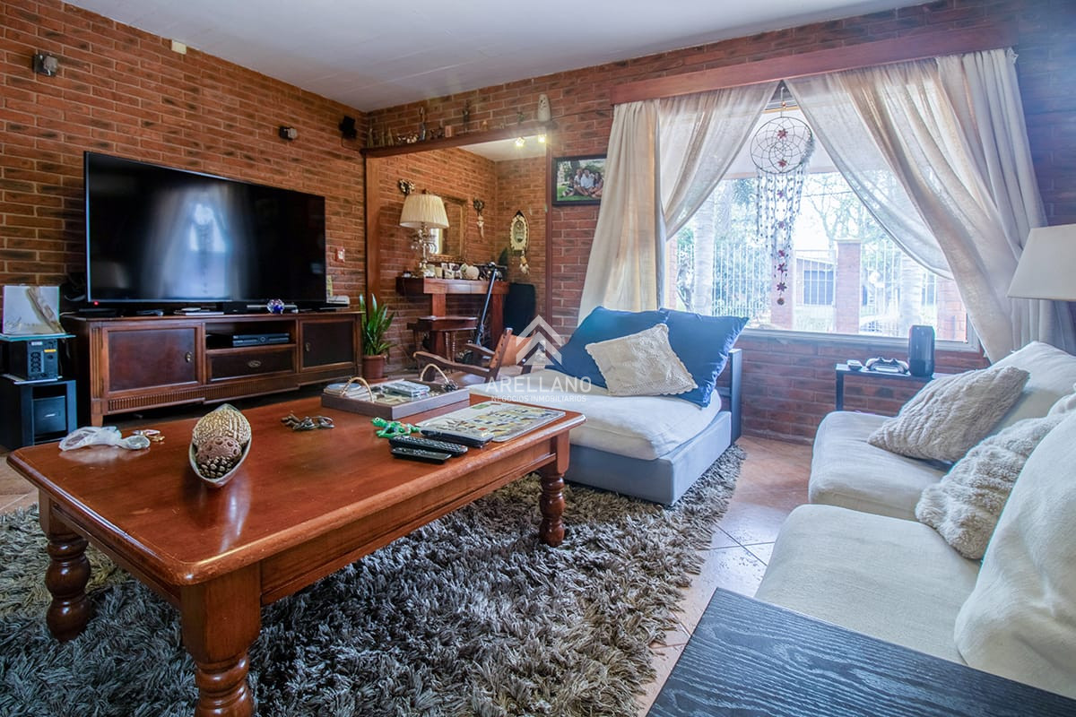 Casa ID.5400 - Venta casa en oportunidad a pasos de playa mansa.