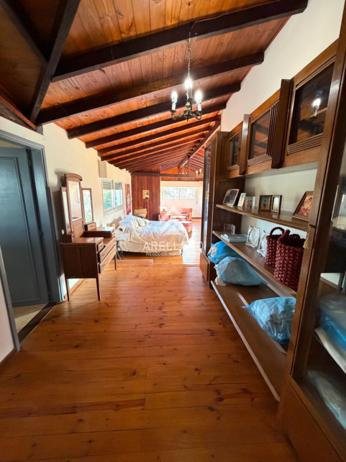 Casa ID.6568 - Venta Casa 5 dormitorios Pinares 
