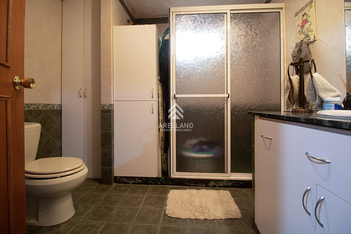 Casa ID.5400 - Venta casa en oportunidad a pasos de playa mansa.