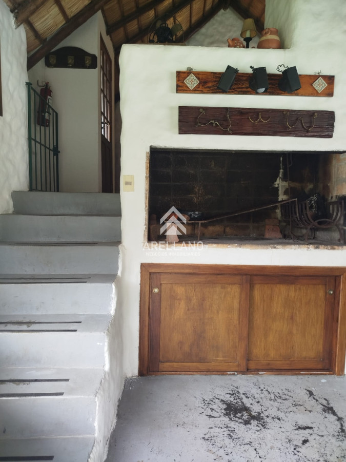 Casa ID.6098 - Casa en venta 4 dormitorios pinares