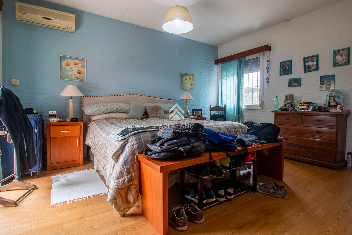 Casa ID.5400 - Venta casa en oportunidad a pasos de playa mansa.