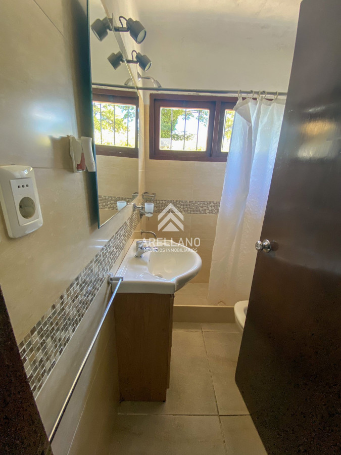 Casa ID.6098 - Casa en venta 4 dormitorios pinares