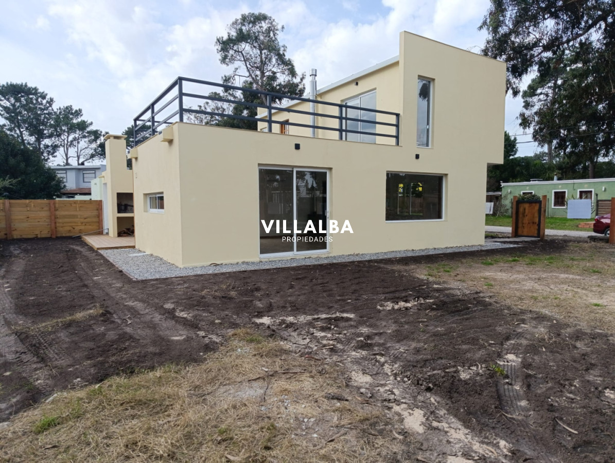 Apartamento ID.4851 - Venta pinares 3 dormitorios