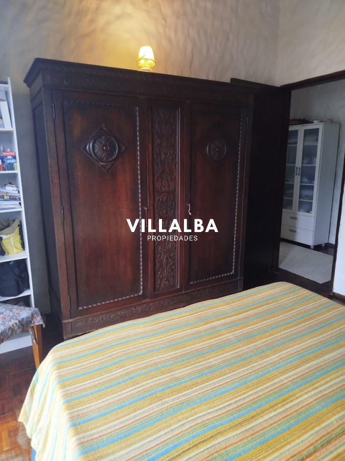 Apartamento ID.4399 - Casa en venta 4 dormitorios pinares