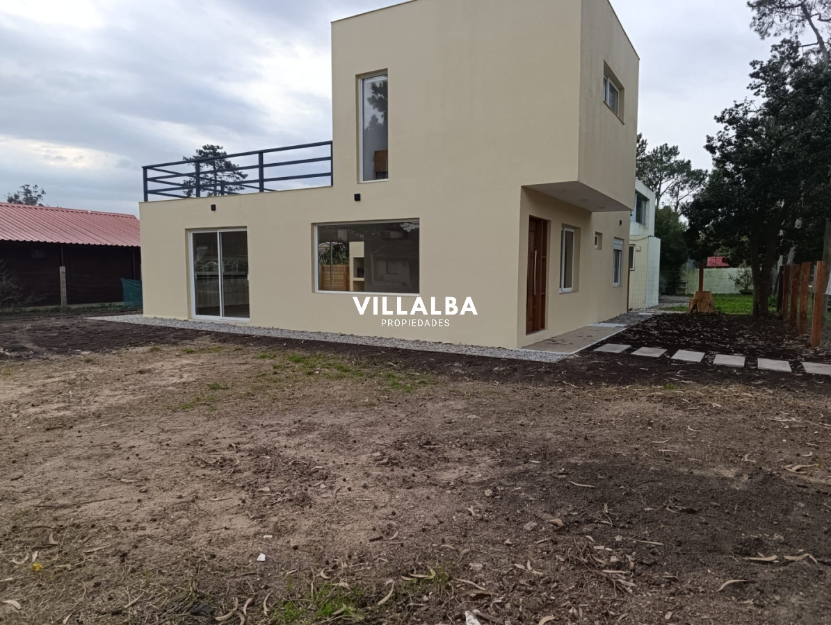 Apartamento ID.4851 - Venta pinares 3 dormitorios