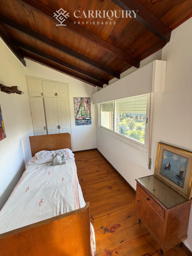 Casa ID.10296/Casa-en-alquiler-4-dormitorios-con-piscina-en-Montoya - Venta Casa Pinares
