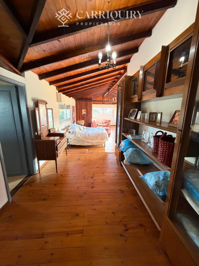 Casa ID.10296/Casa-en-alquiler-4-dormitorios-con-piscina-en-Montoya - Venta Casa Pinares