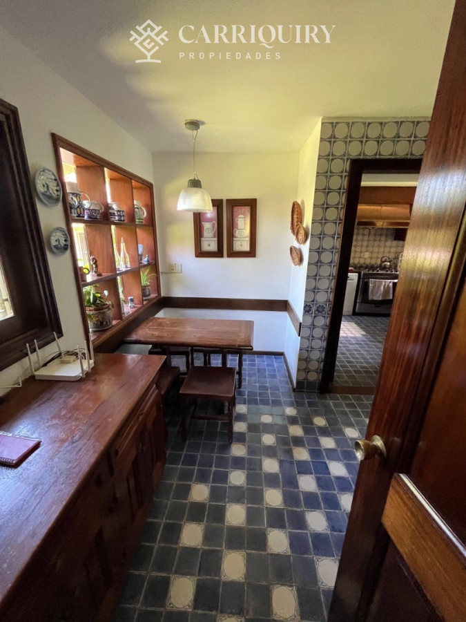 Casa ID.10300/Casa-en-Golf--Punta-del-Este-a-pasos-del-mar - Venta Casa Golf