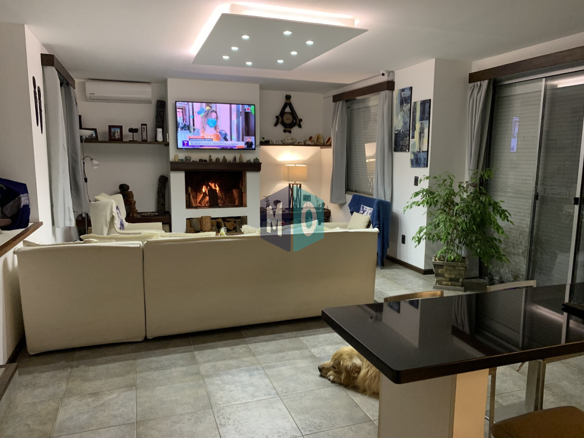 Casa ID.1182 - Venta casa 4 dormitorios Pinares.