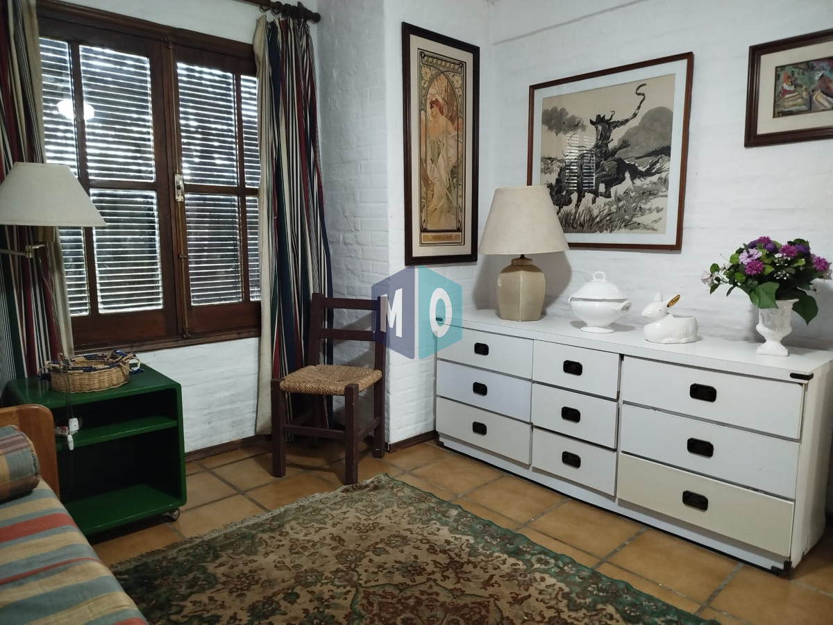 Casa ID.1184 - Venta casa mansa 5 dormitorios