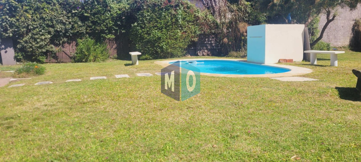 Casa ID.1062 - Venta casa 3 dormitorios zona muy tranquila