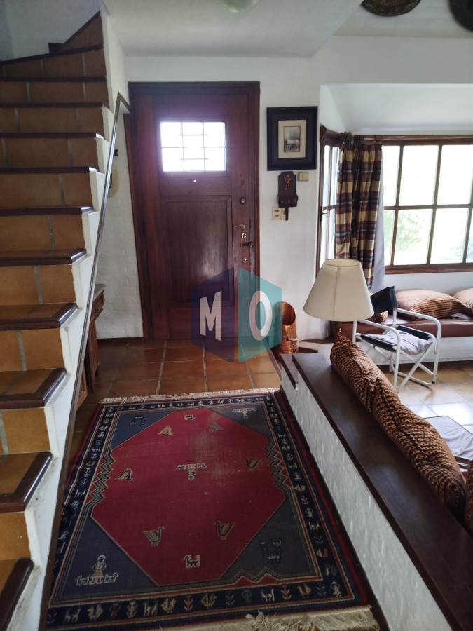Casa ID.1184 - Venta casa mansa 5 dormitorios
