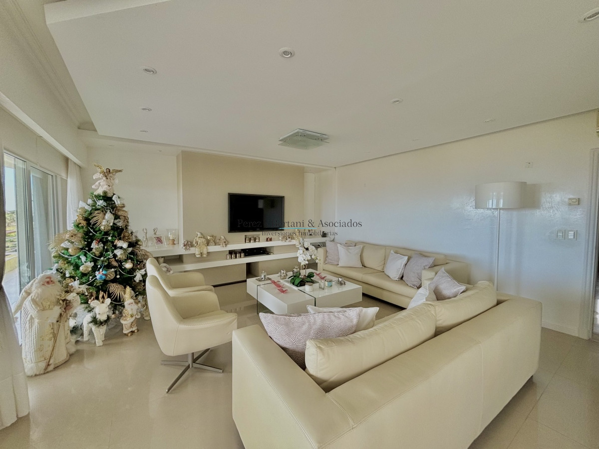Apartamento ID.935 - Apartamento venta punta del este mansa 4 dormitorios 