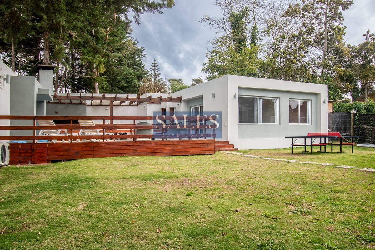 Casa ID.777 - Venta casa 4 dormitorios cantegril